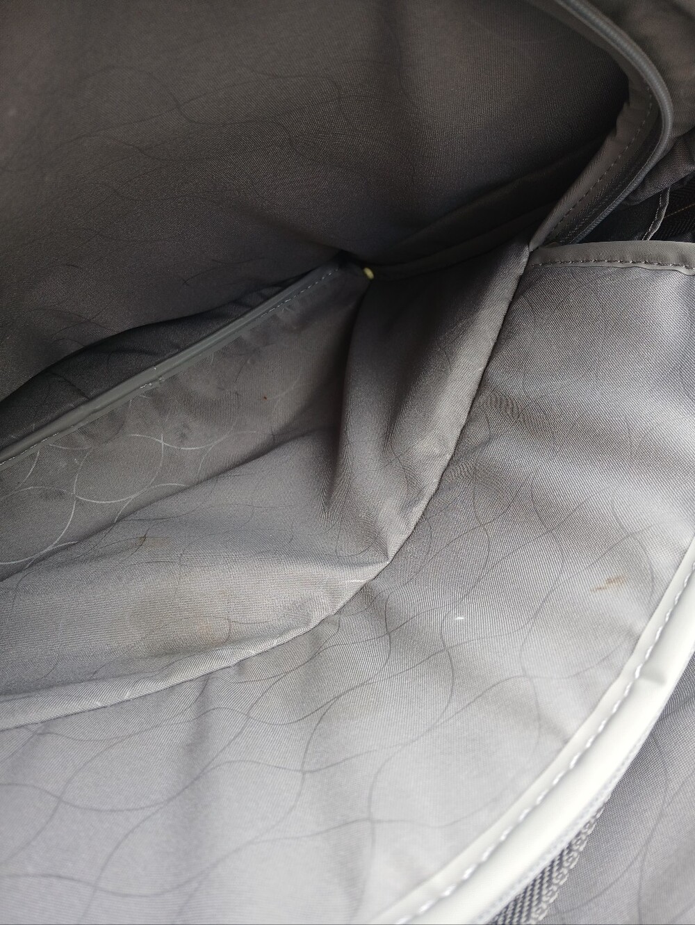 Samsonite Taupe-Brown Structured Textured Bag - Picture 14 of 15